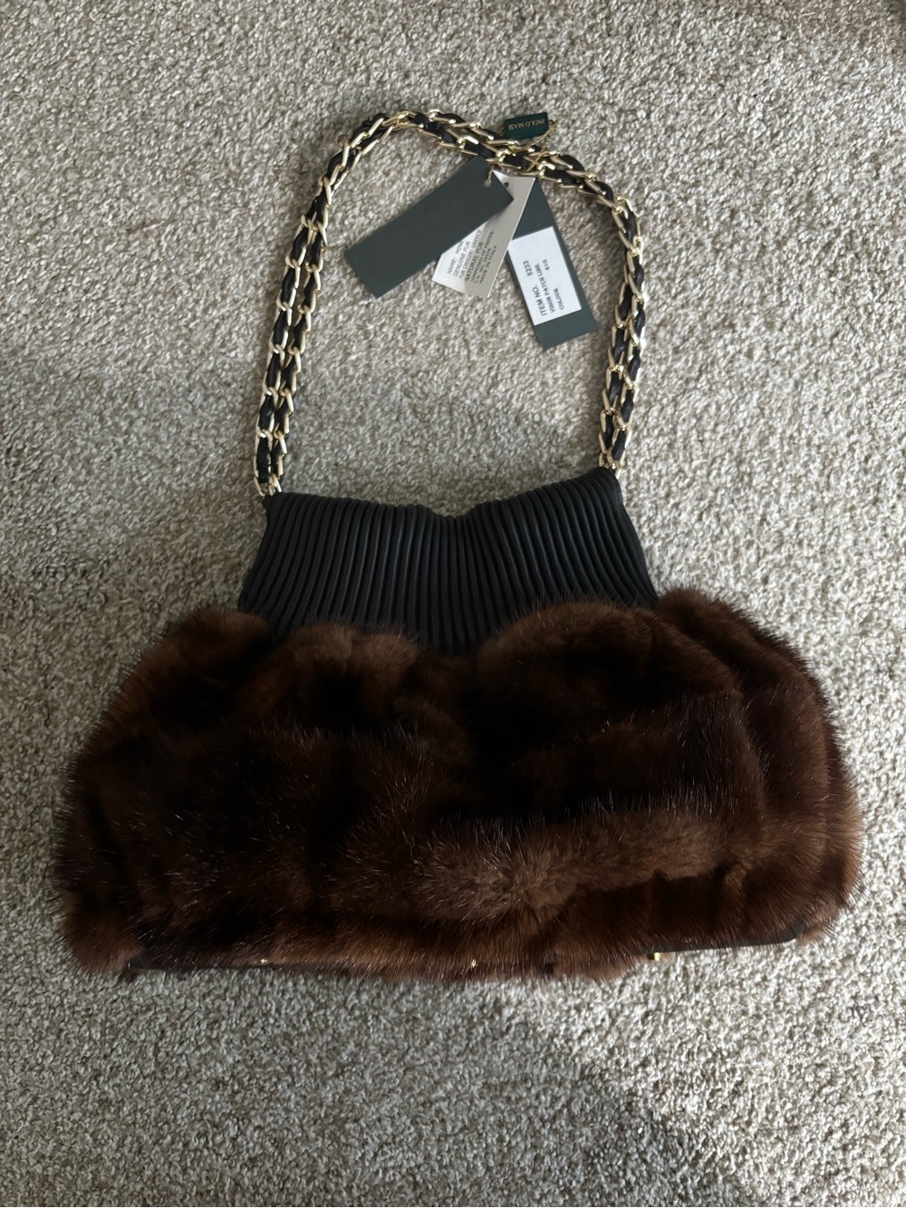 Paolo Masi genuine Fur Shoulder Bag with Chain Strap NWT